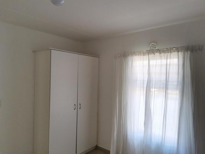 To Let 2 Bedroom Property for Rent in Parklands Western Cape